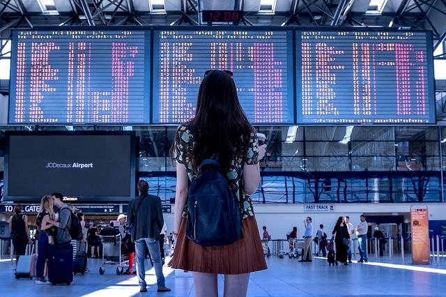 odletová hala.jpg